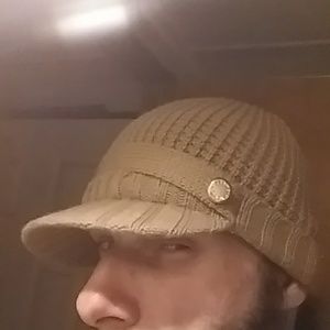 Micheal kors knit brimmed beanie